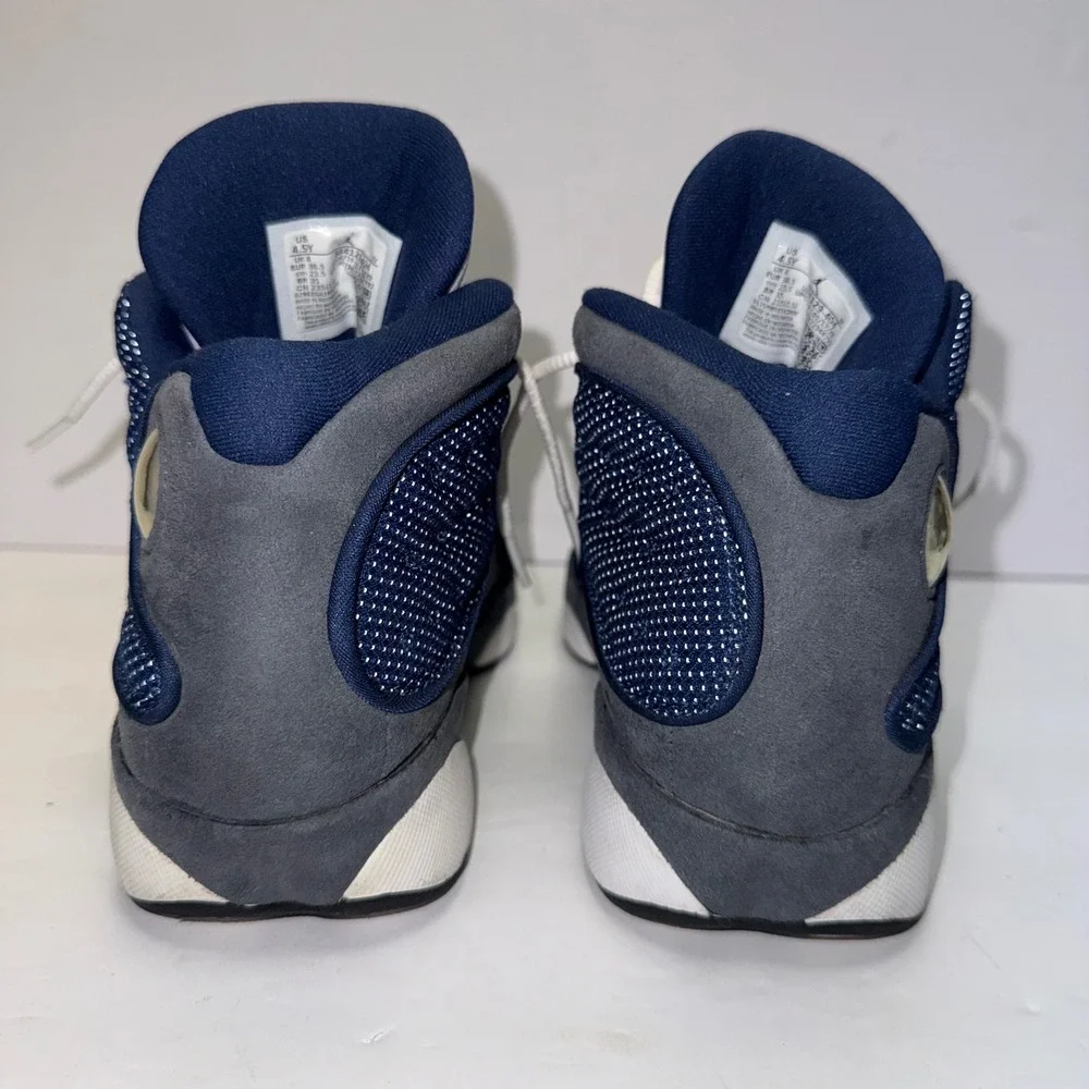 Jordan 13 Retro Kids Size 4.5Y Navy White Flint Grey 884129-404